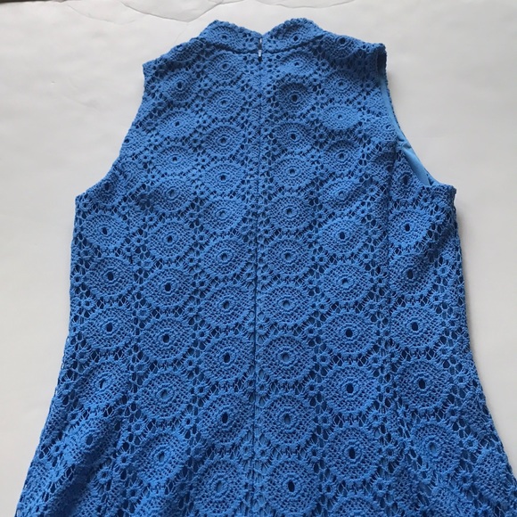 Lilly P Lace Shift - Picture 10 of 12